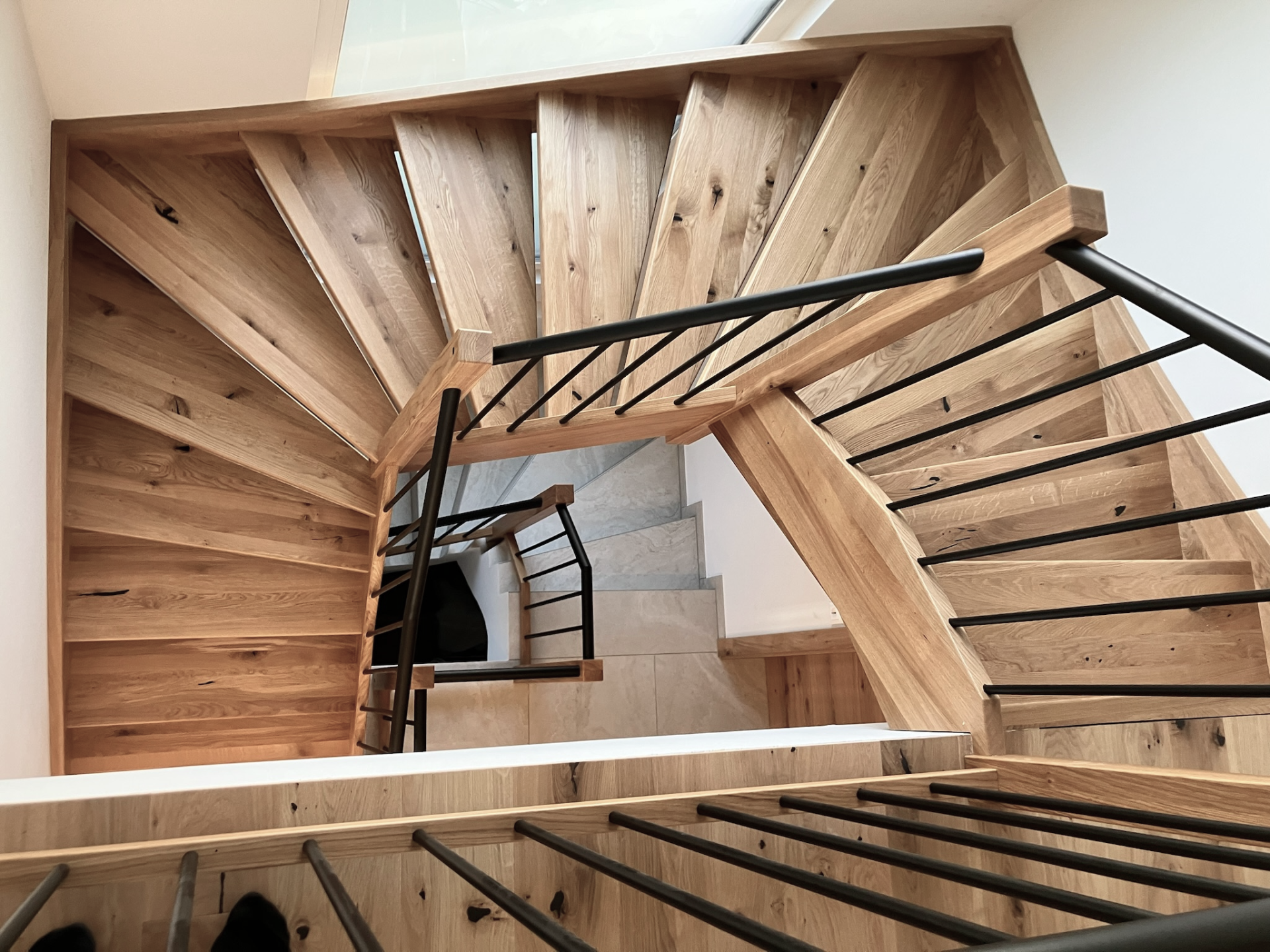 Treppe, Geländer und Boden