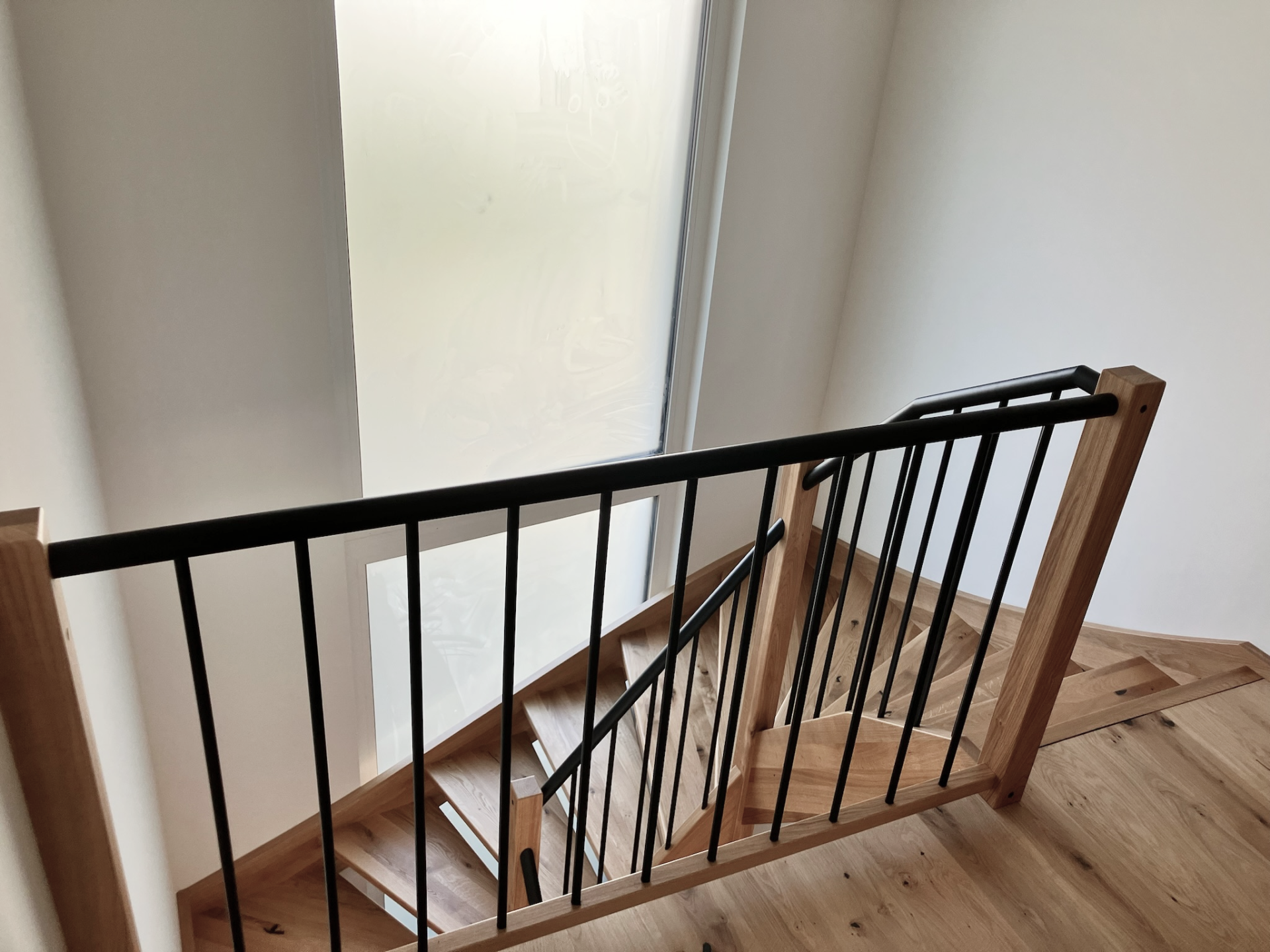 Treppe, Geländer und Boden